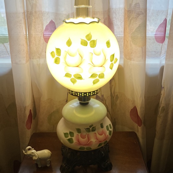 Antique Victorian hand painted gone with the wind globe lamp working - Picture 7 of 12